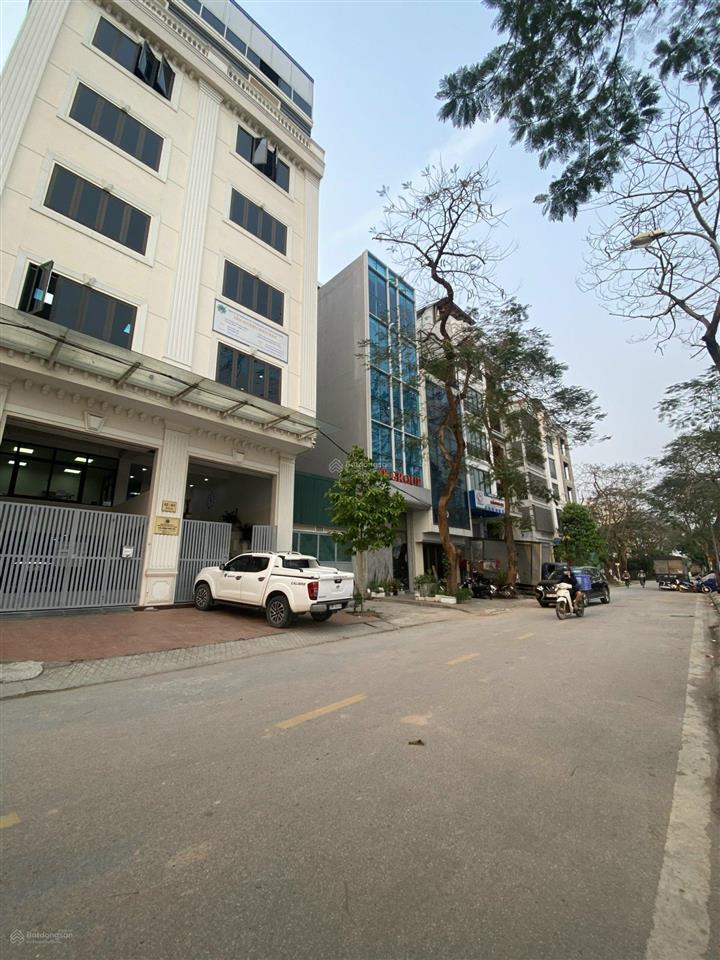 Bán đất x2a  hưng thịnh  yên sở, phân lô vỉa hè ô tô tránh, lô góc thoáng 3 mặt, 80m2 vuông vắn