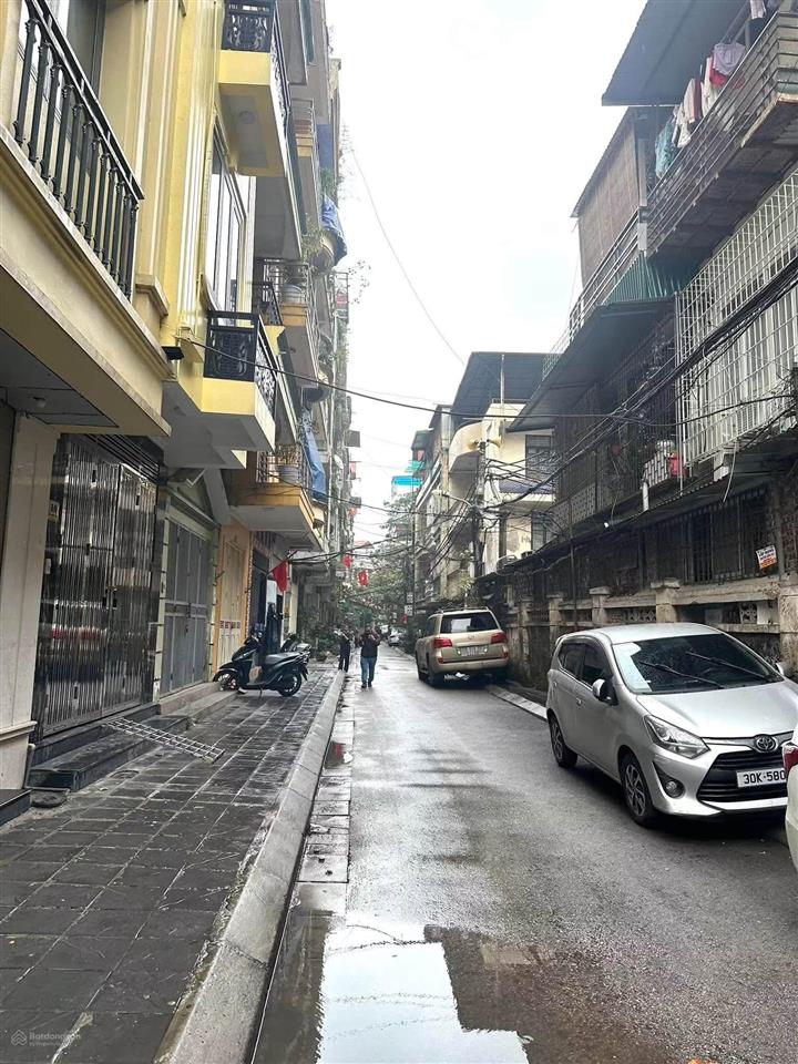 Phân lô võ thị sáu, 120m2, lô góc 2mt ô tô tránh, cách mặt phố 30m, văn phòng, spa, phòng khám