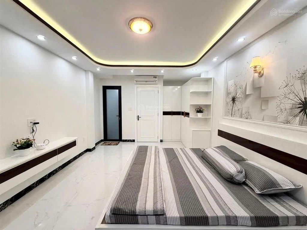 Nhà quận 9! ở là mê  đầu tư là lời, giá 4 tỷ 5 + 21tr/tháng dòng tiền cho thuê, dt 60m2,  ngay