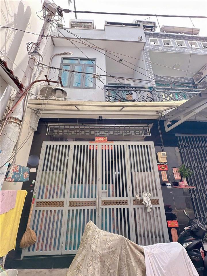 Nhà ngộp bank, cần bán gấp giá 5tỷ250 tại võ văn tần q3, full nội thất, nhà đẹp hxh,  ngay