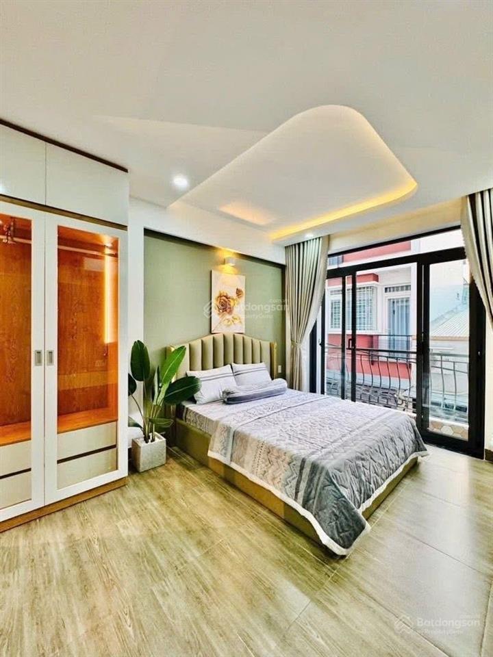 Kẹt tiền bán gấp nhà gò vấp giá 4tỷ5, hxh, vị trí đẹp, diện tích cực lớn,  ngay đi xem nhà