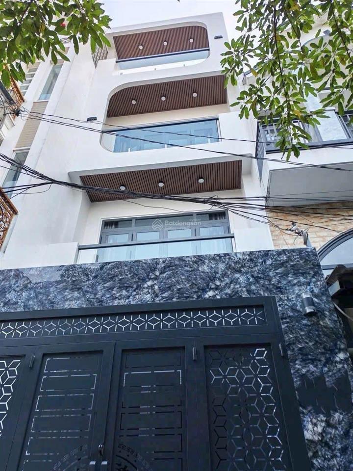 Bán nhà giá ngộp tại lê văn sỹ q3, giá 5 tỷ 5, 3pn, 3wc, pháp lý đầy đủ,  ngay để xem nhà
