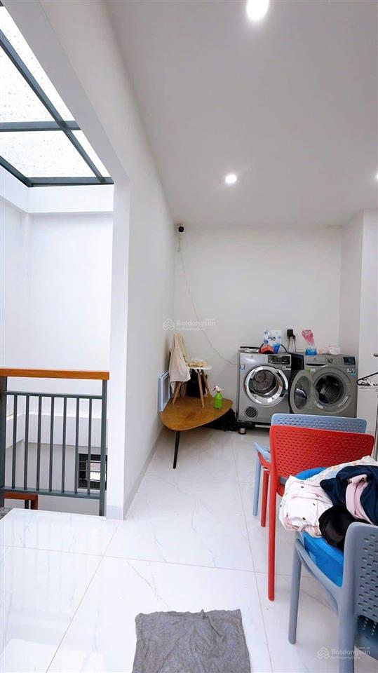 Cần tiền bán gấp nhà đẹp, 3pn, 3wc, 35m2, 4,29 tỷ ở huỳnh tịnh của, bình thạnh, tp. hcm