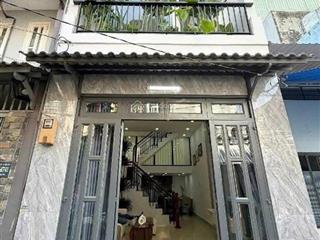 Ngay q10  nhà cách 30m đường nguyễn giản thanh, cạnh cv lê thị riêng giá 3tỷ990, dt 35m2, cần bán