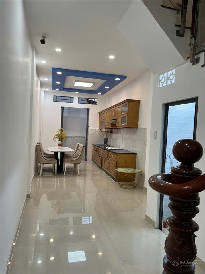 Nhà mặt tiền đường 20m gần lotte, 5 tầng, 5 pn phường 17 gò vấp, dt 66m2, 10.7 tỷ tl