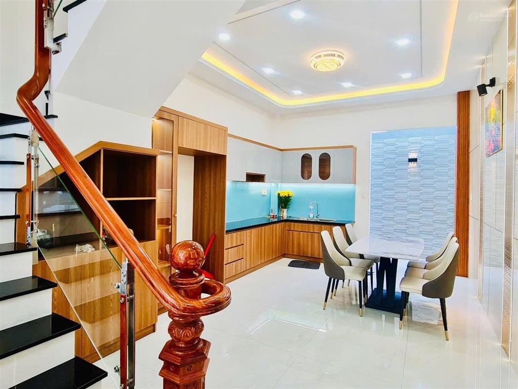 Bán nhà phố 4 tầng mới  ngay cc elysian gamuda land  1 bước ra lò lu  giá 7.x tỷ