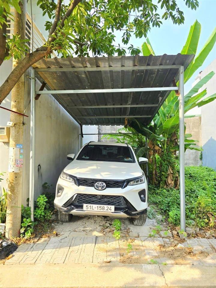 Đất bưng ông thoàn  50m²  gần global city liên phường  giá bán 4.1 tỷ