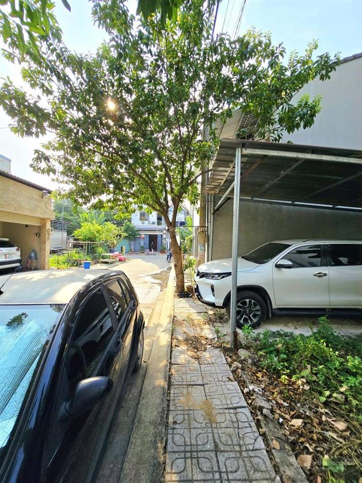 Đất bưng ông thoàn  50m²  gần global city liên phường  giá bán 4.1 tỷ