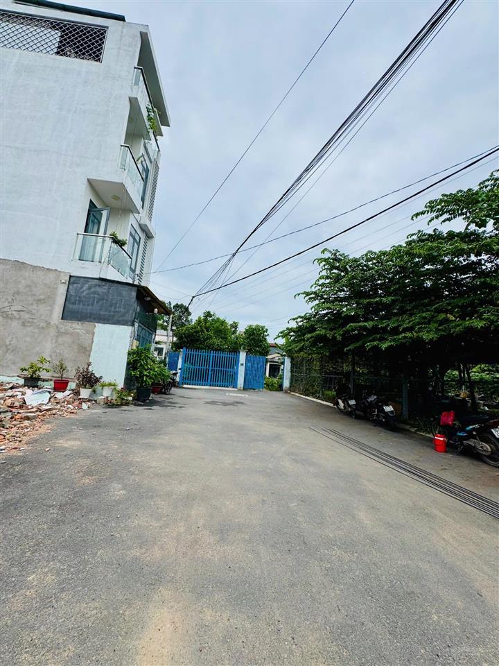 Bán đất nền ngay khu công nghệ cao vành đai 2  65m² (4x17m)  full thổ cư chỉ 5.4 tỷ