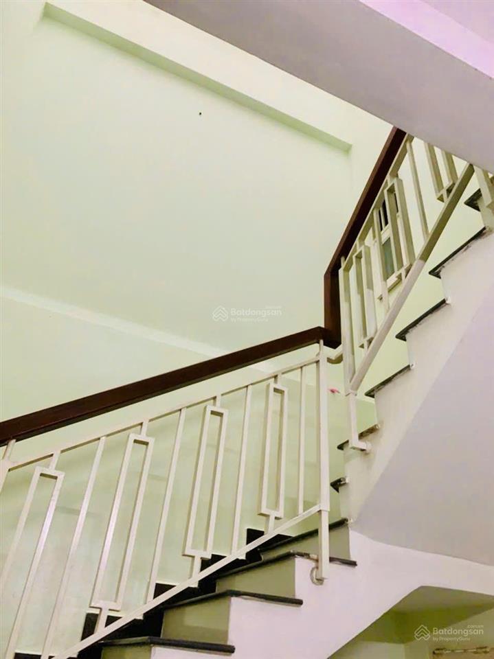 Nhà 3 tầng kinh doanh  ngay cc metro park  trường thọ thủ đức  60m2 (4x15)  giá 7,x tỷ