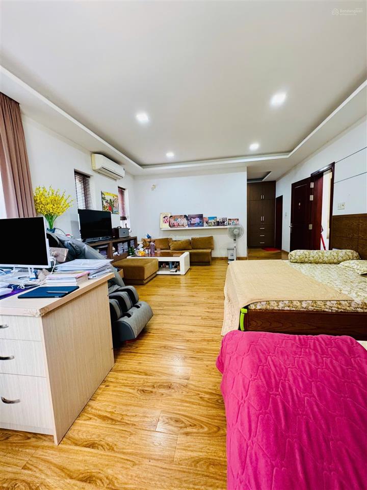 Biệt thự góc kdc gia hoà  vị trí kinh doanh đỉnh  cạnh sông 350m2 (17.5x20m)  52 tỷ (tl)