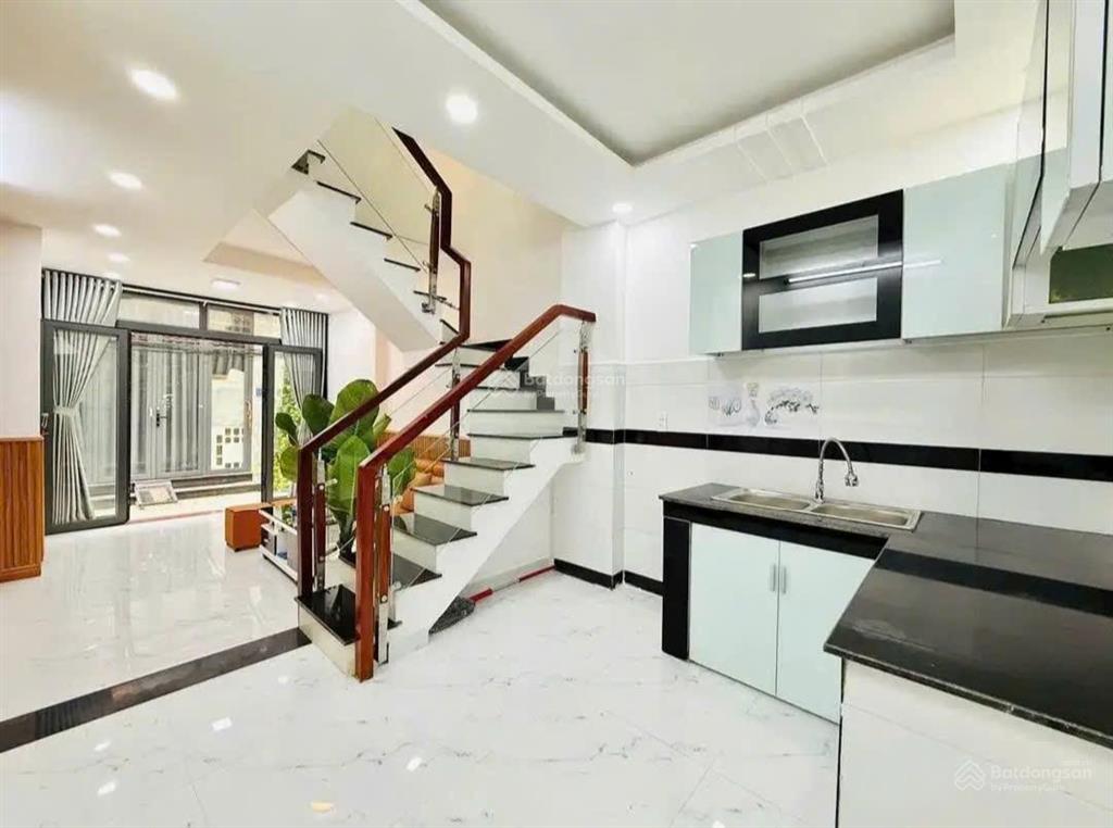 Chủ nhà cần bán gấp nhà trần trọng cung , tân thuận đông quận 7 .