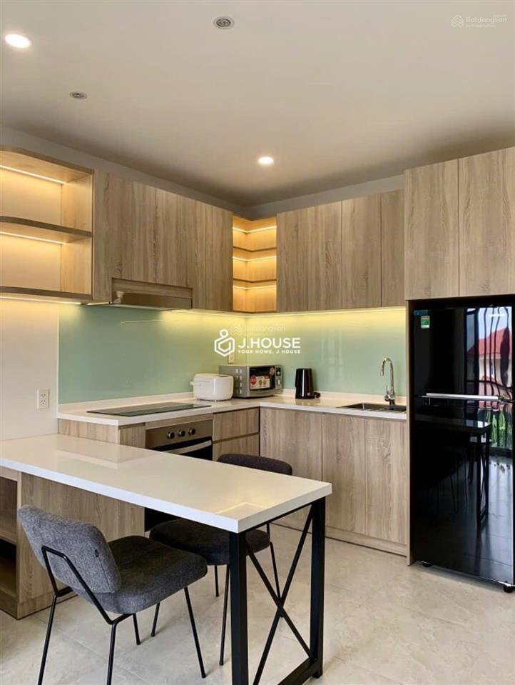 Căn hộ full nội thất cao cấp  thiết kế hiện đại  sang trọng  bao phí
