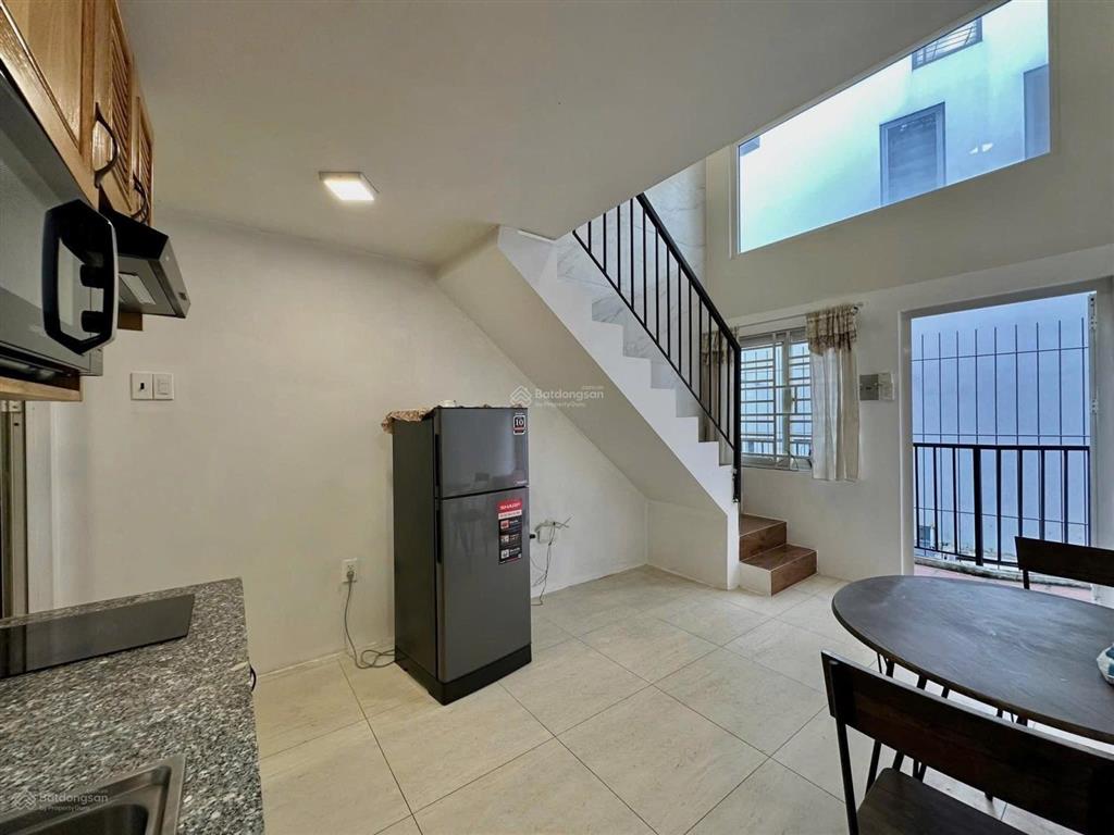 Duplex ngay cầu sg  phù hợp ở gia đình  đầy đủ nội thất  máy giặt riêng