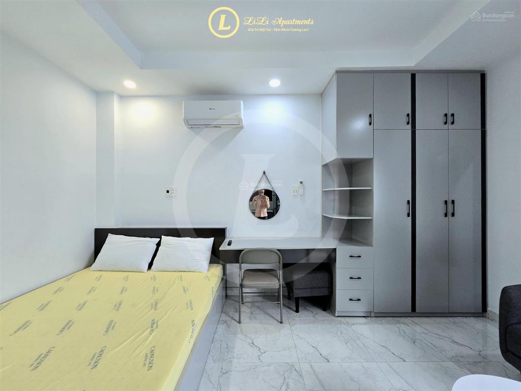 Studio tách bếp  máy giặt riêng  cửa sổ lớn  nhận pet  ngay cầu sg