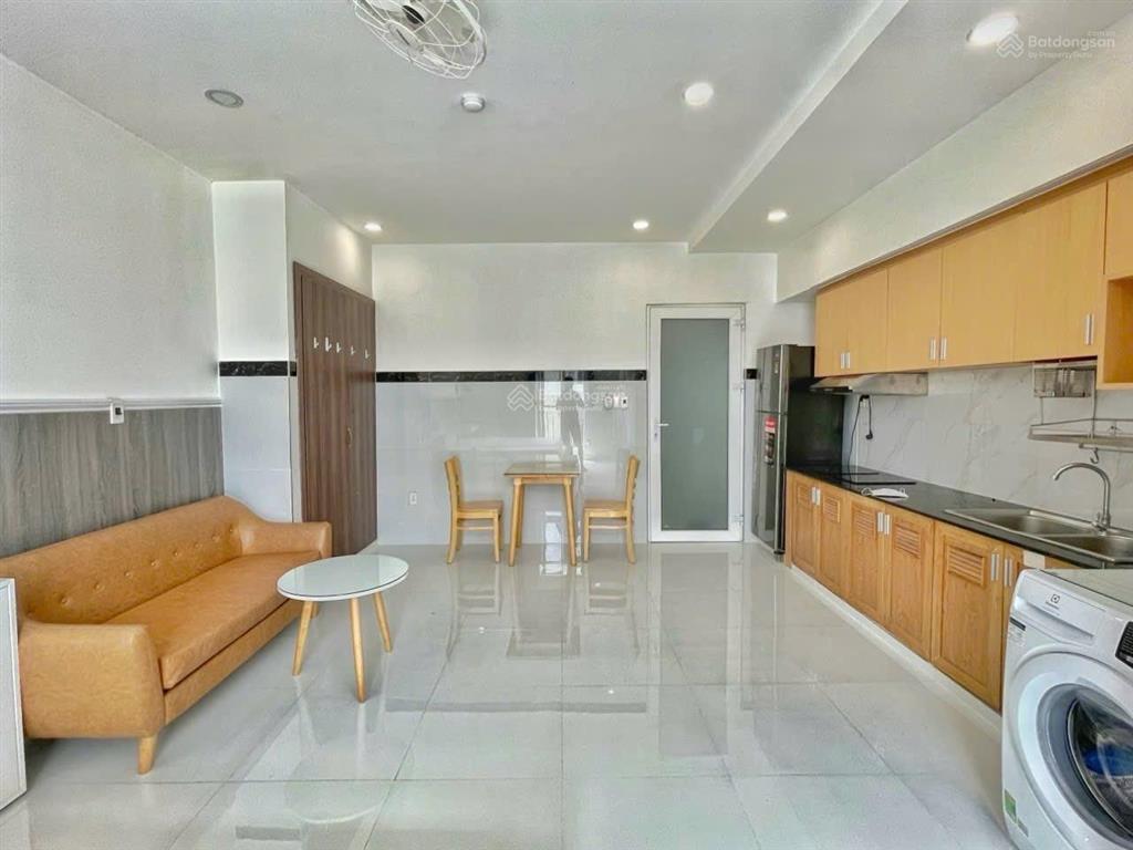 Ngay cầu sg  full nội thất  máy giặt riêng  nhiều ánh sáng  phí hợp lý