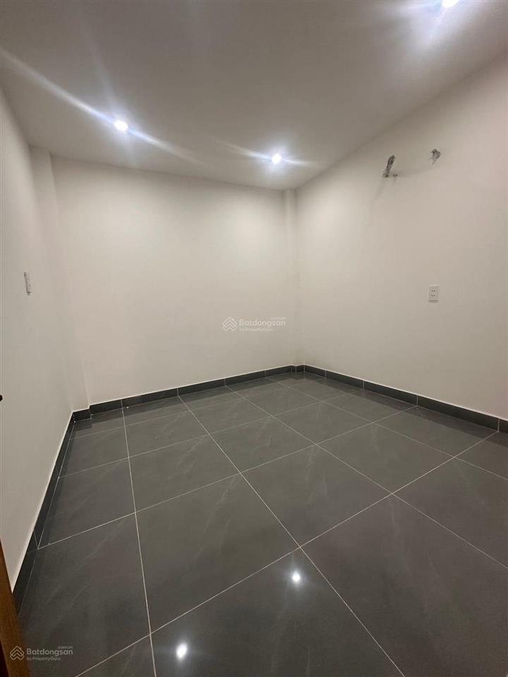 Bán nhà 3 tầng ngay hải châu  kiệt đống đa cách đường chỉ vài bước chân  chỉ 6,08 tỷ