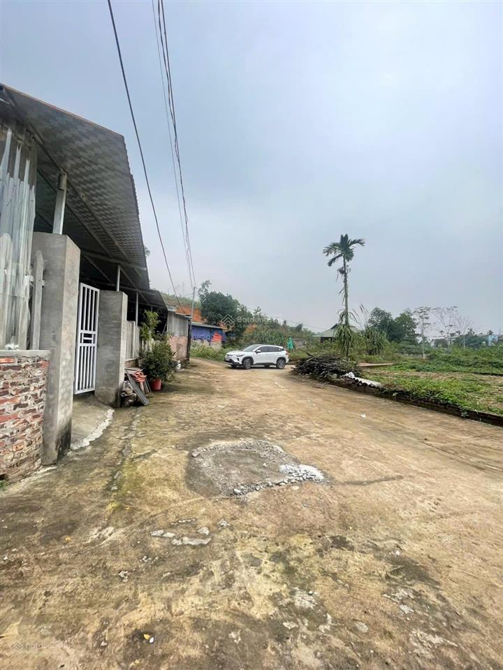 Đất đẹp thôn 5 yên bình giá siêu tốt diện tích 182m