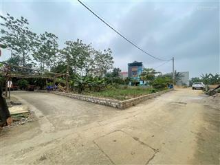 Đất xây nhà trọ 2 mặt tiền tân xã, hòa lạc diện tích 235m (trong đó 200m đất ở)