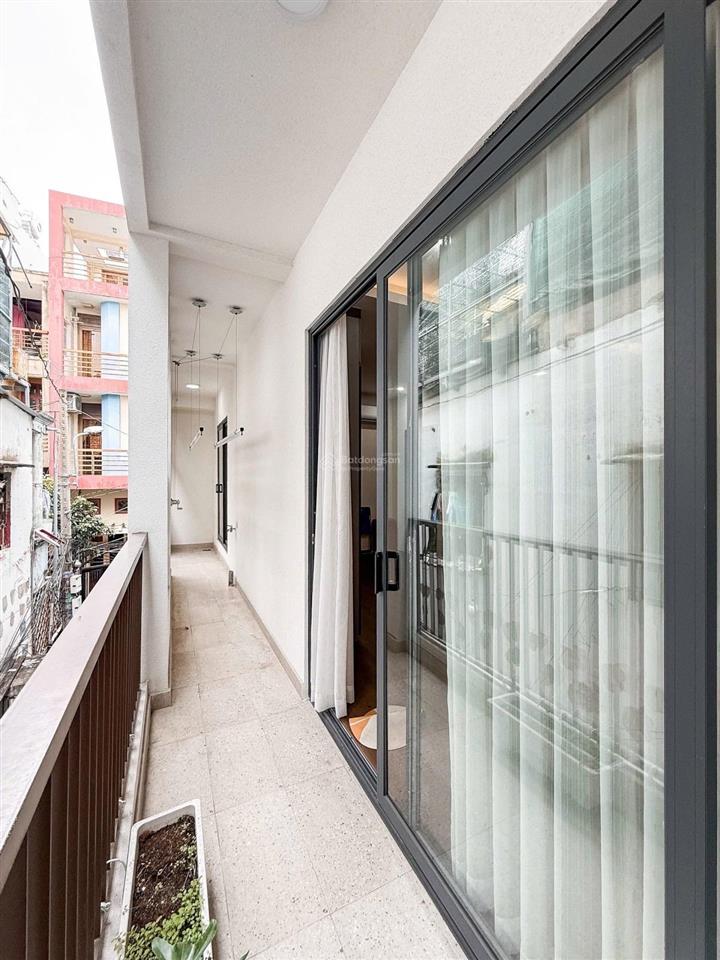 Bán nhà quận 10  ngang lớn 9,5m  hẻm 3m thông  57m2 đất  ngay vx dân chủ  chỉ 8 tỷ nhỉnh