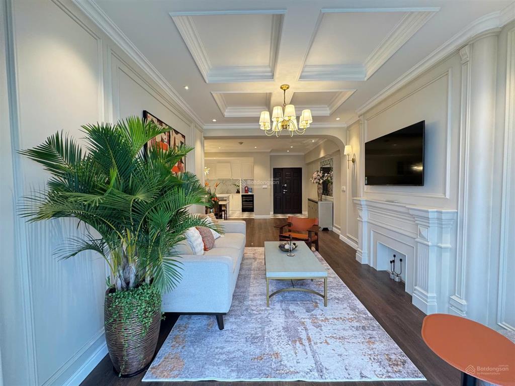 Cần cho thuê căn hộ the panorama 146m2 3pn 2wc view sông giá chỉ 35 triệu.  0911 209 *** em hào