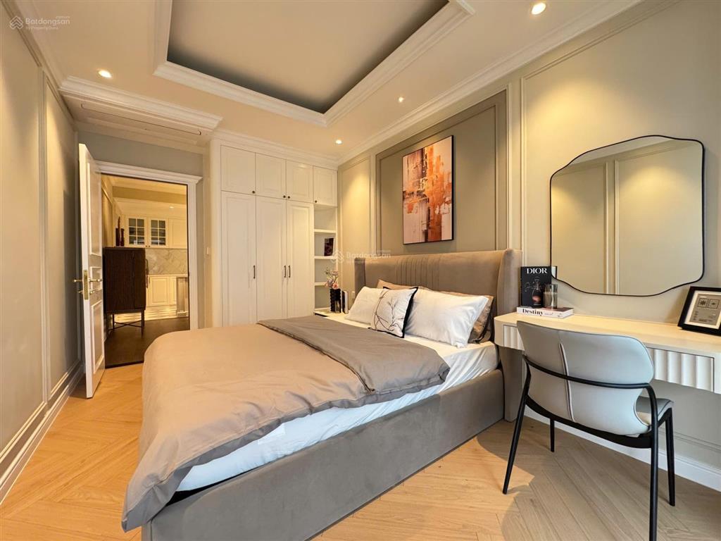 Cần cho thuê căn hộ the panorama 146m2 3pn 2wc view sông giá chỉ 35 triệu.  0911 209 *** em hào