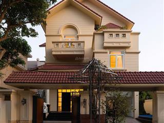 Cho thuê villa cao cấp tại q2  8pn 7wc  170tr/th  dọn vào được liền
