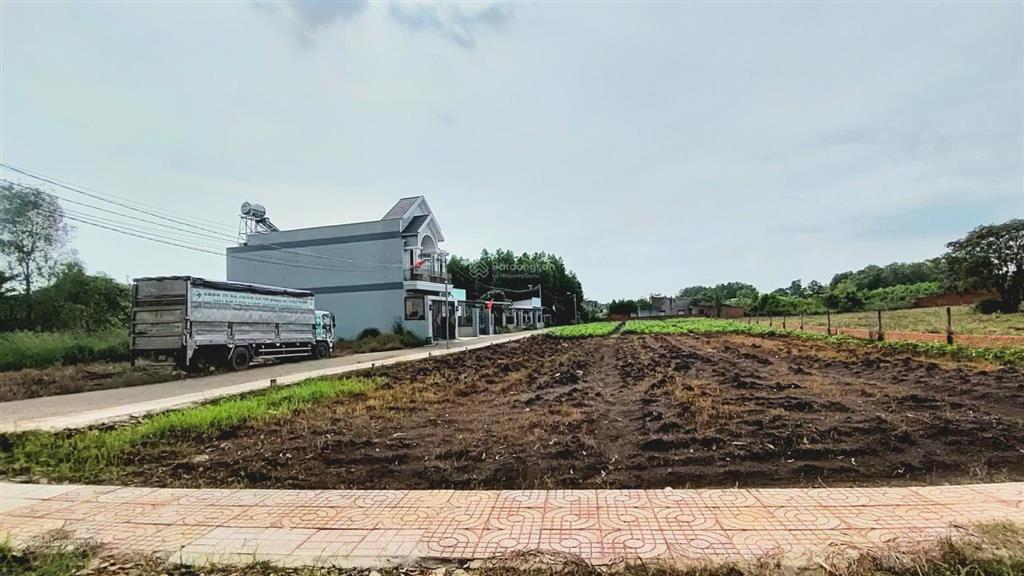 Đất gần kcn tân hiệp bàu cạn  111.8m²  thổ cư 90%  giá 1,7 tỷ