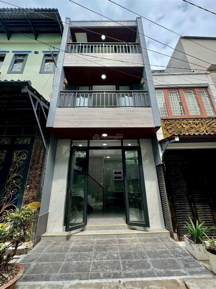 Tân phú  nhà đẹp trệt 2 lầu 2pn 3wc giá rẻ chỉ 2 tỷ 380 tl hẻm huỳnh thiện lộc, p. hòa thạnh