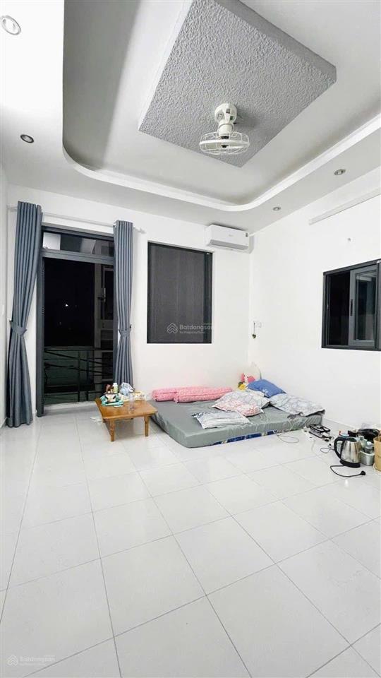 Bán nhà 3,5 tầng (4x12m) giá 7,7 tỷ  hẻm thông  đường thạch lam quận tân phú