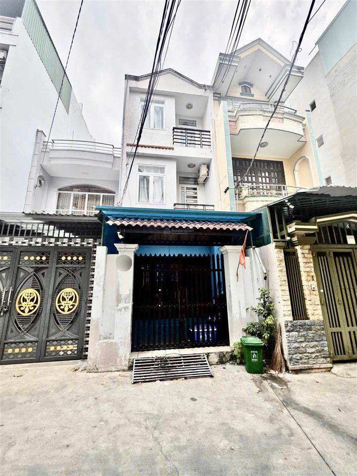 Bán nhà 3 tầng 75m2 giá 8,2 tỷ  đường lê văn phan quận tân phú ( khu chợ vải )