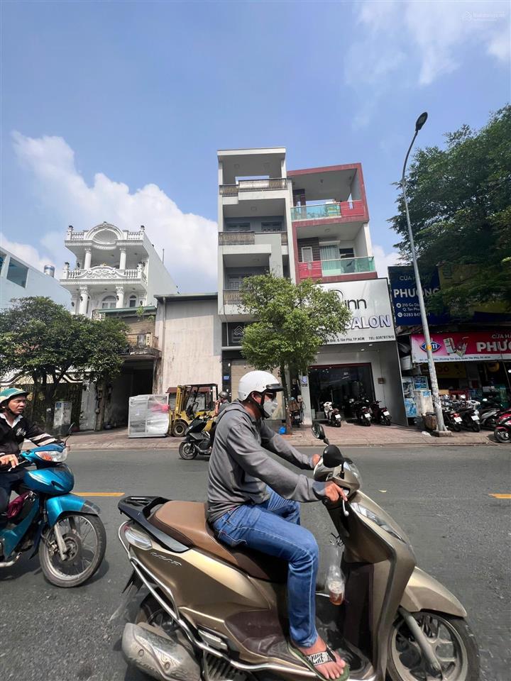 Mtkd gò dầu sầm uất. dt4.2x20m. 5 tấm mới. giá chỉ nhỉnh 15 tỷ