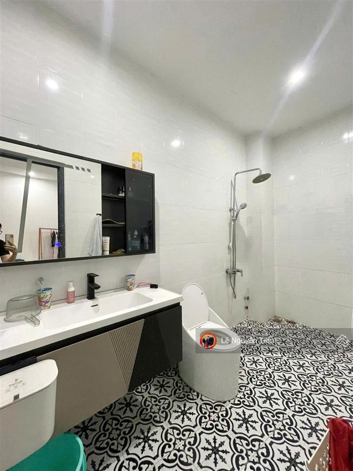 Nhà đẹp khu vip p.tân sơn nhì. dt5x13m. 4 tấm. giá nhỉnh 9 tỷ