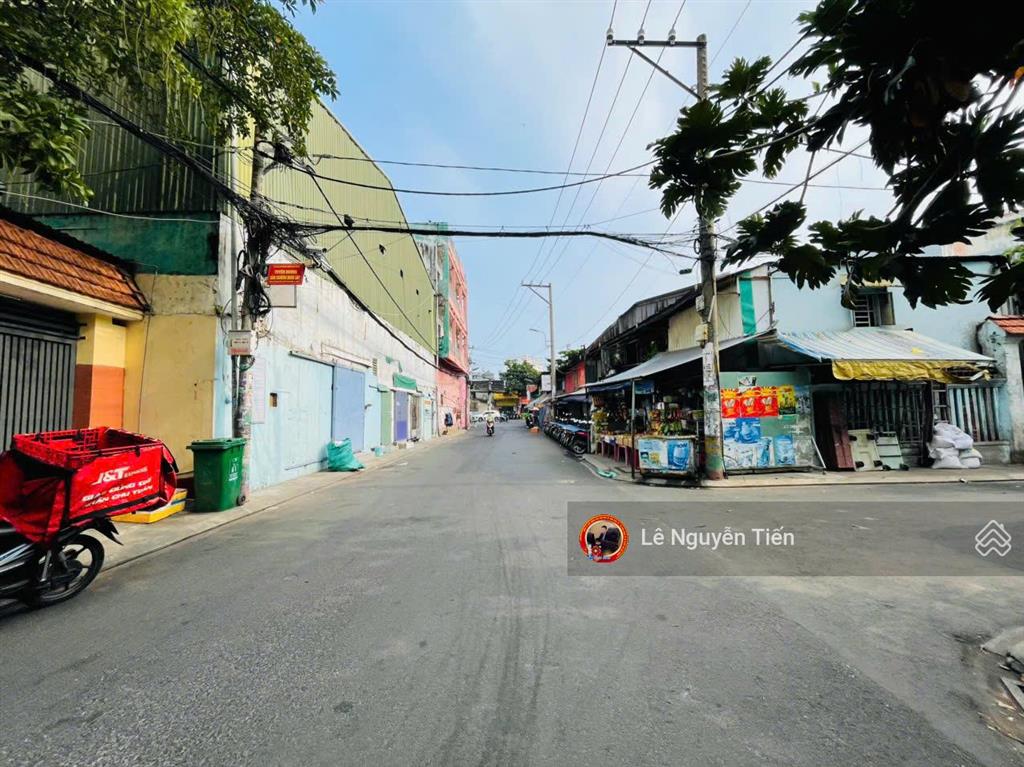 Siêu phẩm nhà phố ngang 6m giáp tân bình. lửng 3 lầu st cao cấp.