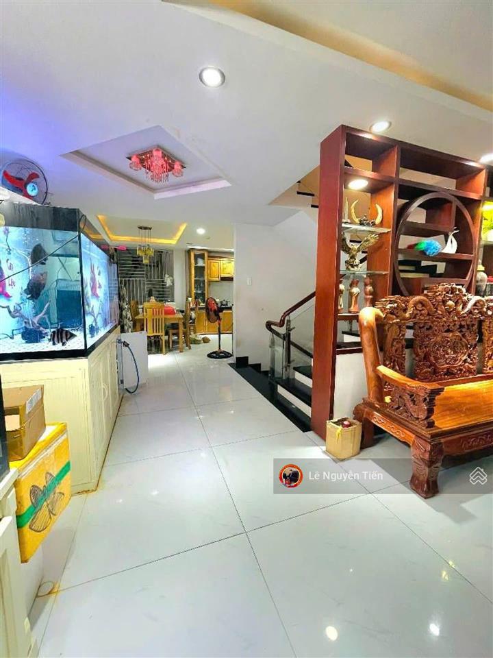 Siêu phẩm nhà phố ngang 6m giáp tân bình. lửng 3 lầu st cao cấp.
