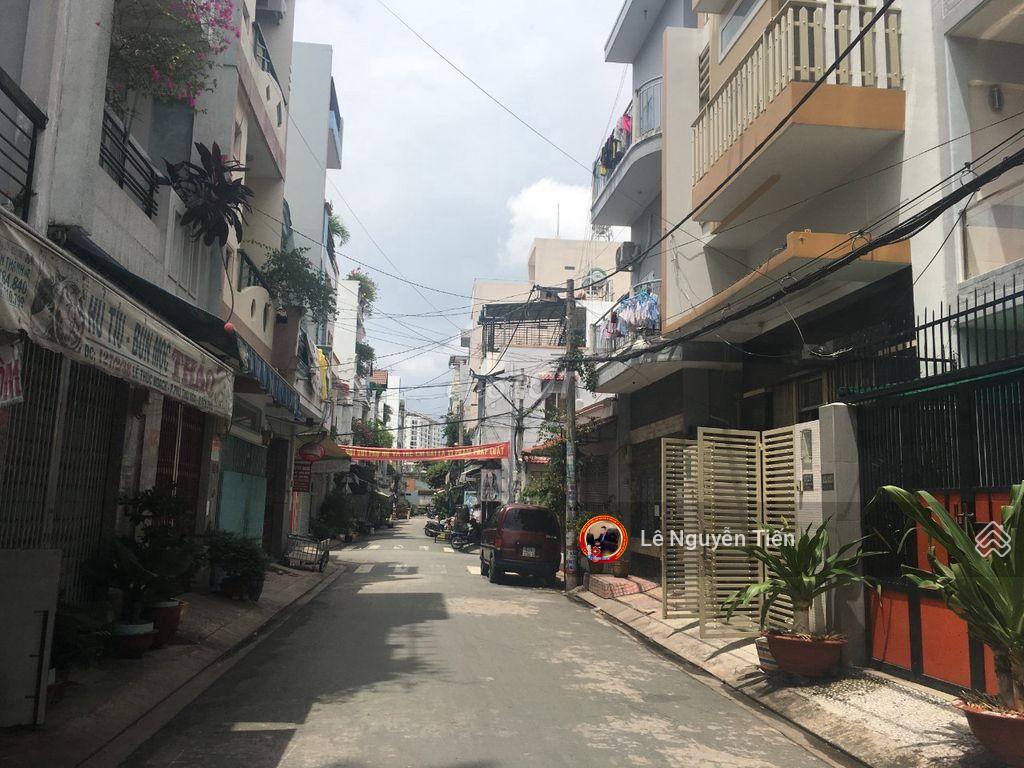 Hẻm nhựa xe hơi lê thúc hoạch. dt5x16m=80m2. 4 tấm