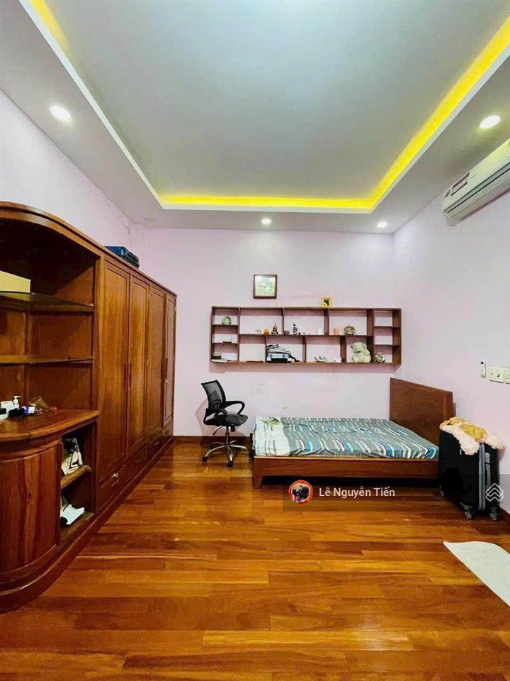 Khu vip đường 8m ngay vườn lài. dt 6x13.3=80m². 3 tấm