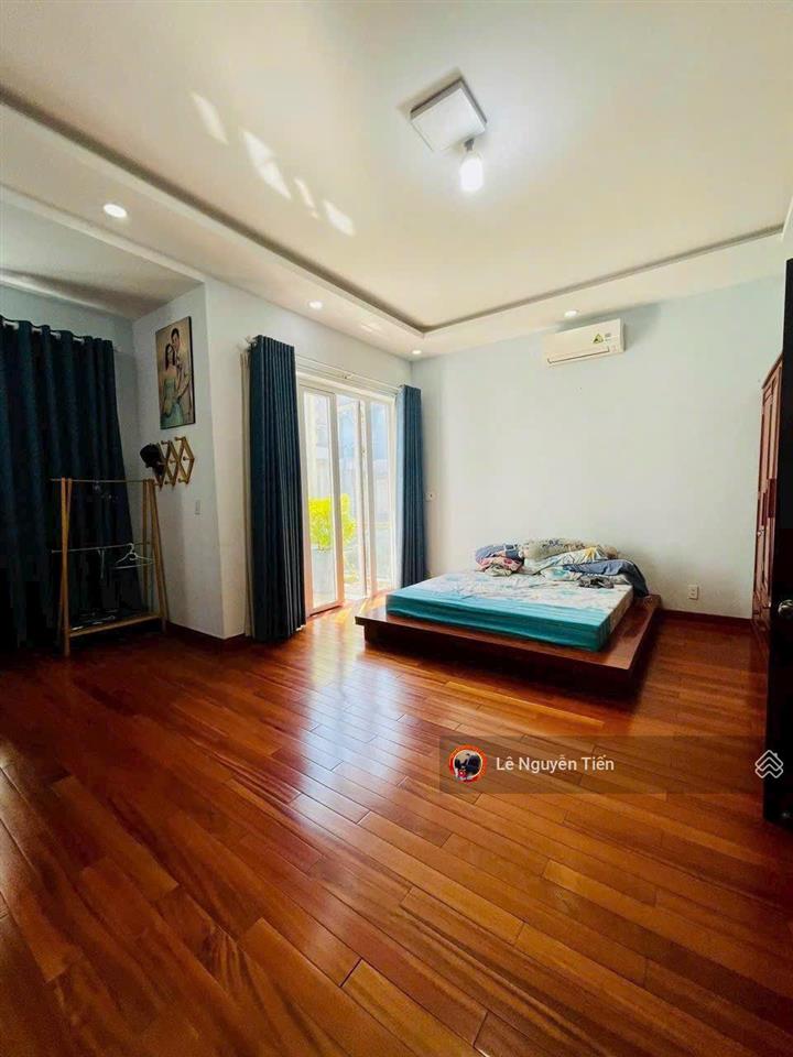 Khu vip đường 8m ngay vườn lài. dt 6x13.3=80m². 3 tấm