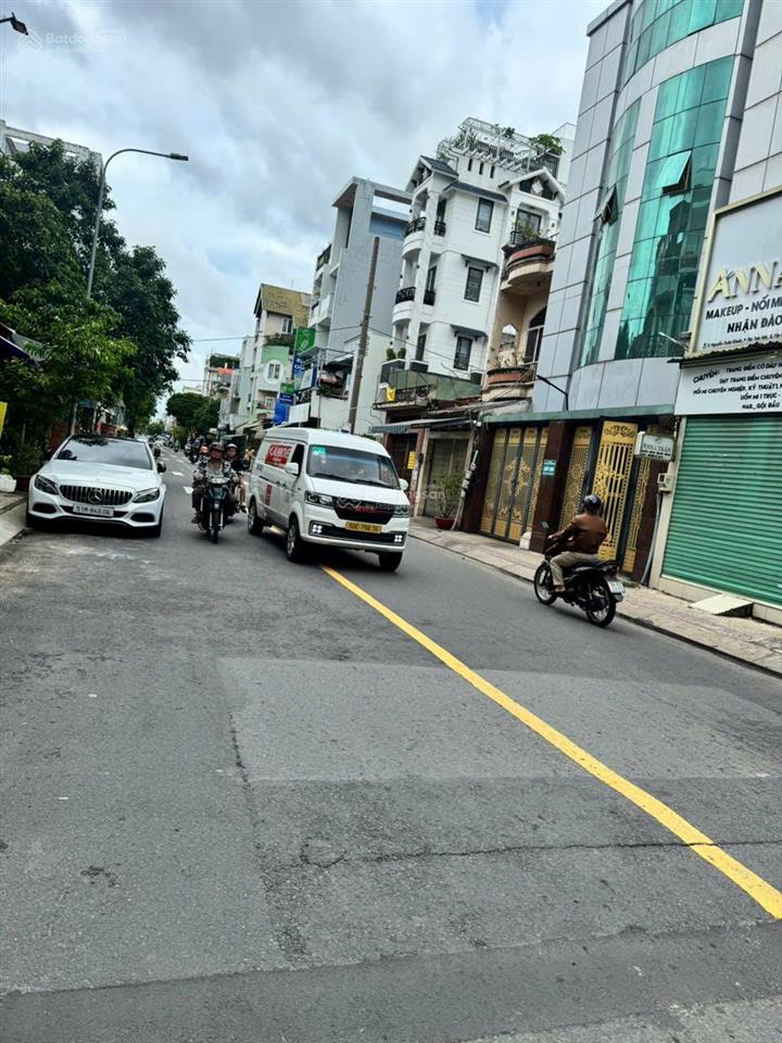 Mtkd nguyễn xuân khoát. 4,5x32m=135m2. giá nhỉnh 14 tỷ
