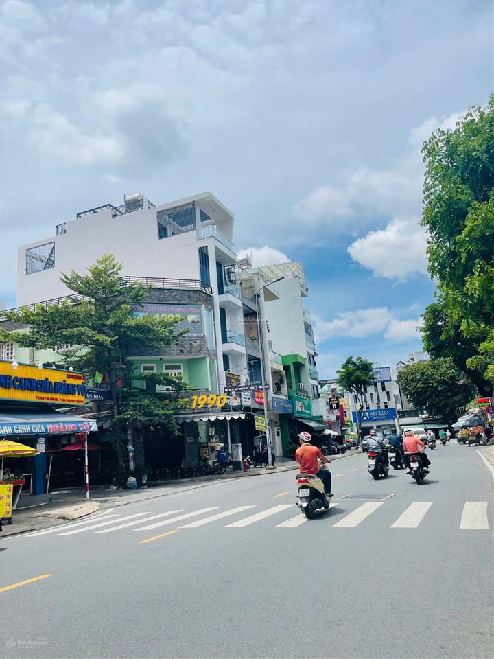 Mtkd sầm uất tân sơn nhì. ngang lớn 5x19m=95m2. giá chỉ 17.2 tỷ