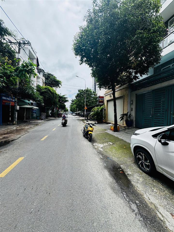Mặt tiền kd đường 16m ngay aeon mall. dt lớn 5x23=115m2, giá chỉ nhỉnh 12 tỷ