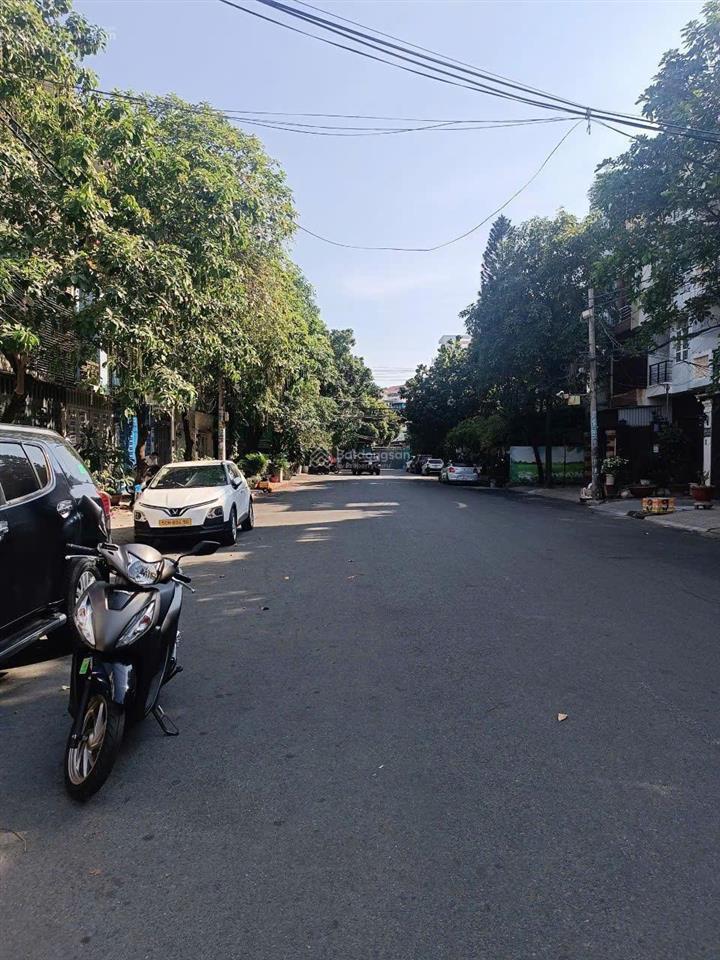 Khu nổi bật tân sơn nhì. dt 8x22m=170m2. 4 tấm
