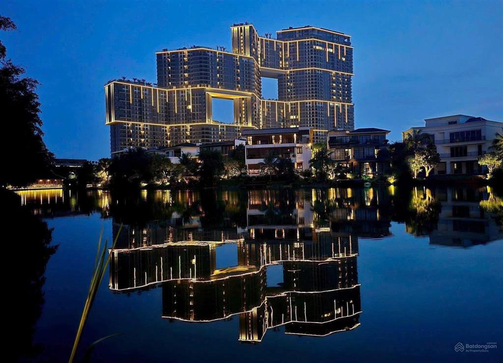 Căn hộ sân vườn sky forest 95m2, giá 7.9 tỷ bao phí