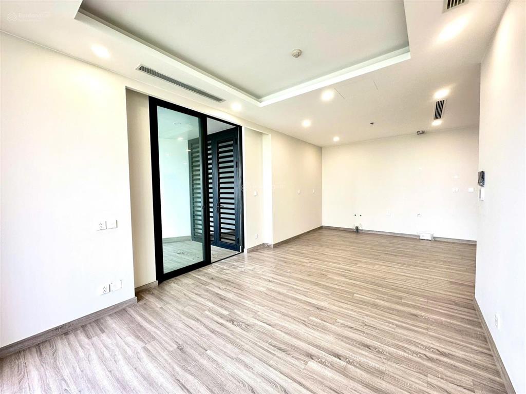 Căn hộ sân vườn sky forest 95m2, giá 7.9 tỷ bao phí