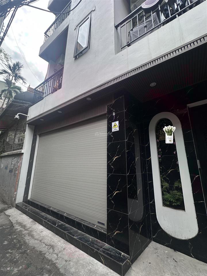 Trống mbkd đường mỹ đình 40m2  cho thuê 8tr5 /1 tháng, chính chủ