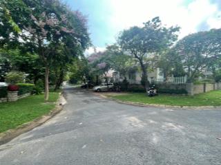 Bán biệt thự góc 2mt khu compound thủ đức  không gian sống đẳng cấp  10x24m(240m2)  chỉ 18 tỷ