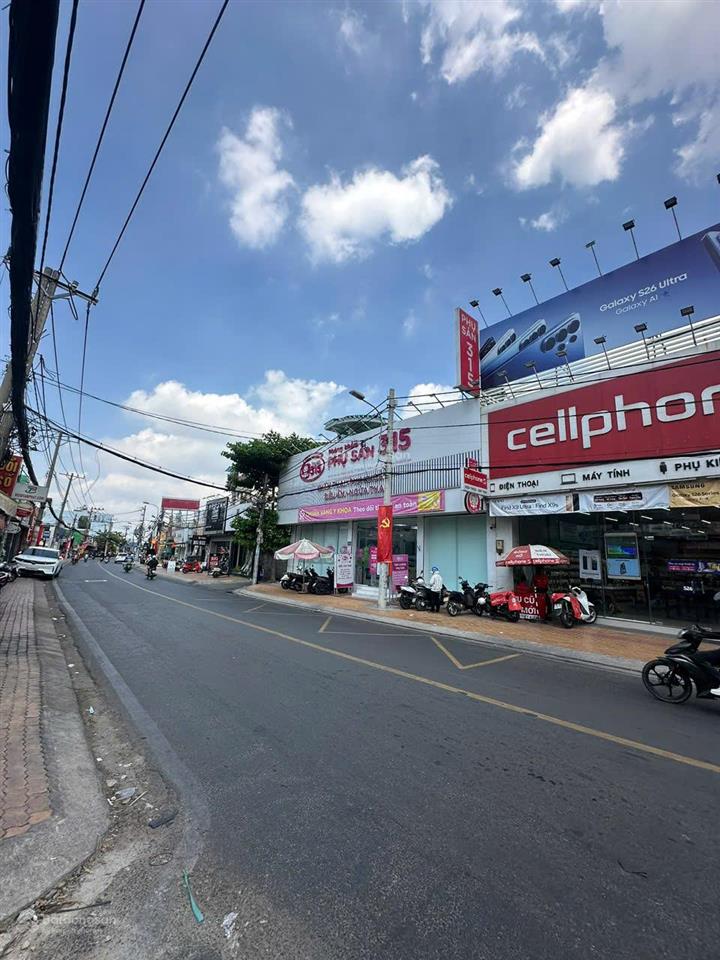 Bán biệt thự quận 2 bằng giá đất quận 9! 309m² mặt tiền nguyễn duy trinh bán nhanh 26 tỷ.