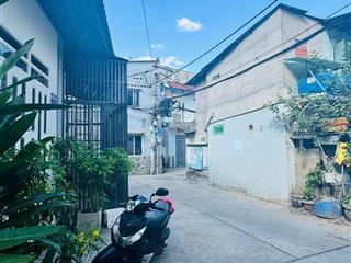 Bán nhà lầu cách mạng, quận tân phú, dt 4.3x23m, giá 7.6 tỷ tl