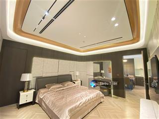 Cần bán rẻ căn chung cư vinhomes metropolis  120m2, 3 ngủ, tầng cao, view thoáng,  0941 882 ***