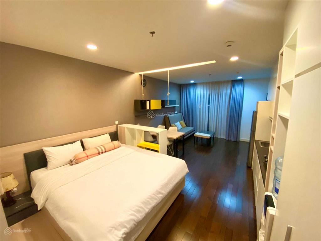 Cần tiền bán gấp căn hộ the lancaster  20 núi trúc, 45m2, studio, đủ đồ, giá thỏa thuận 0941 882 ***